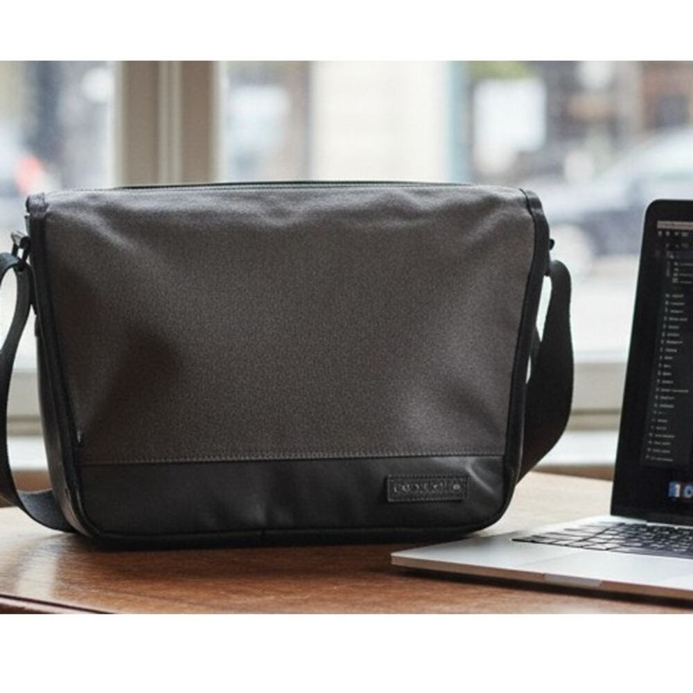 Oglio Laptop Computer Messenger Bag Gray 16 x 11